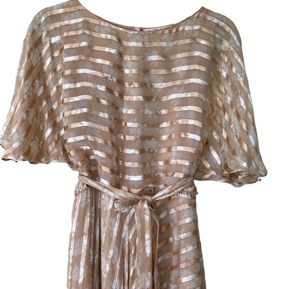 1980's The Silk Farm beige silk chiffon stripped dress, Size 6 - Picture 3 of 11